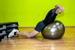 Back Extension on Ball - fine - Personal Trainer Taranto - Lanza Personal Trainer