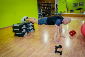 Decline Push up | flessioni Con piedi sollevati | inizio| personal trainer taranto | Lanza personal trainer